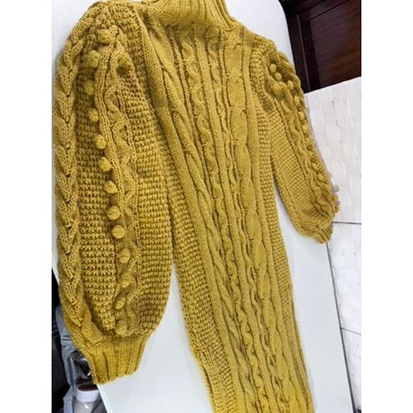"LORAGAL" Knit Turtleneck Sweater Mustard Sz S Side Slits Bell Sleeve Millennial - Picture 12 of 12